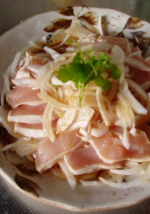 ヘルシー！鶏胸肉と新玉ねぎの土佐づくり風-レシピのメイン写真