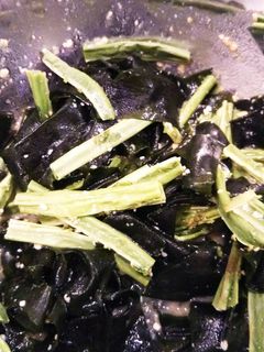 こごみとわかめの酢味噌あえ-レシピのメイン写真