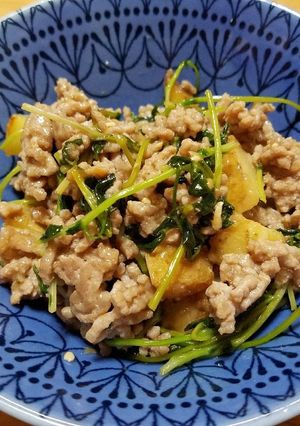 豆苗じゃが炒め-レシピのメイン写真