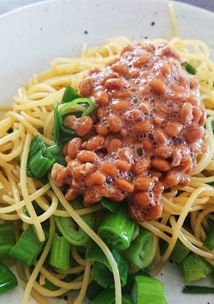 青ネギの魅力再発見!青ネギと納豆パスタ-レシピのメイン写真