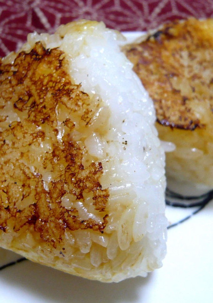 チーズ in 焼きおにぎり-レシピのメイン写真
