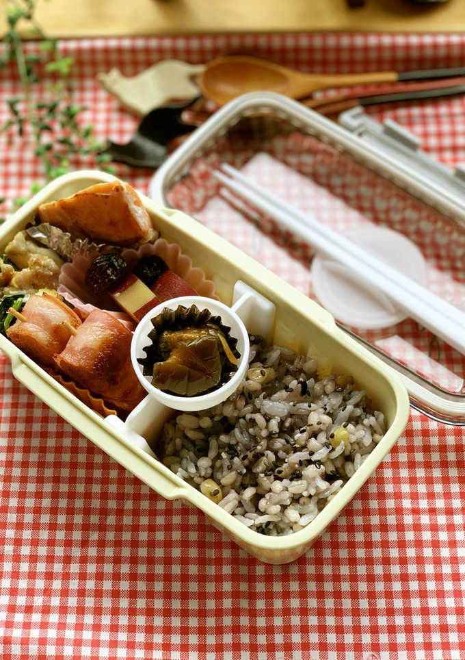 舞茸と豚肉と茹で法蓮草のふんわり卵炒め-レシピのメイン写真