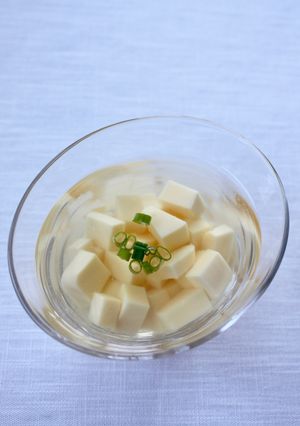 白だしで簡単【玉子どうふの白だし汁】-レシピのメイン写真