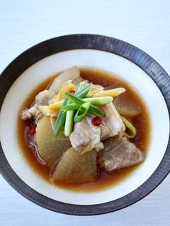 豚ばらブロックで【豚バラ大根のこっくり煮-レシピのメイン写真