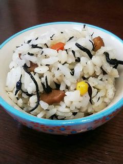 ひじき煮リメイク!超簡単混ぜご飯。-レシピのメイン写真