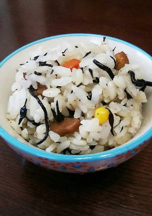 ひじき煮リメイク！超簡単混ぜご飯。-レシピのメイン写真