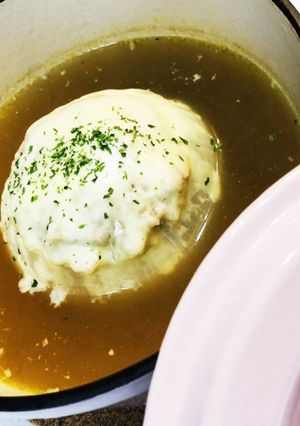ひき肉入り〜丸ごと新玉ねぎのスープ♬-レシピのメイン写真