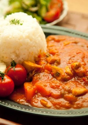 夏野菜と鶏肉たっぷり⁂簡単トマトカレー-レシピのメイン写真