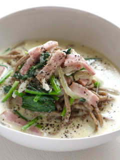 ベーコンとほうれん草のスープパスタ-レシピのメイン写真