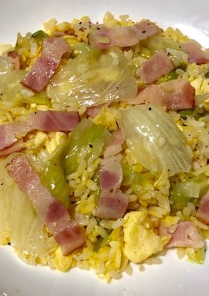 卵レタスベーコンきざみねぎ塩パラパラ炒飯-レシピのメイン写真