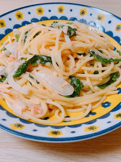 鮭フレークとほうれん草のクリームパスタ-レシピのメイン写真