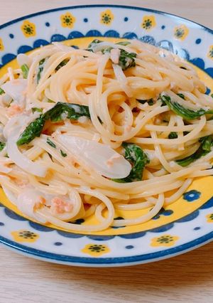 鮭フレークとほうれん草のクリームパスタ-レシピのメイン写真