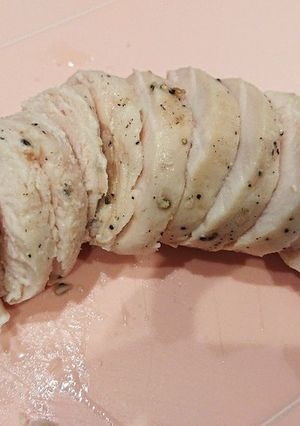ヨーグルティアで簡単鶏ハム-レシピのメイン写真