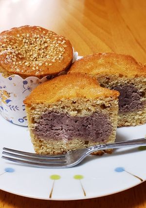 胡麻あん入り胡麻ケーキ-レシピのメイン写真