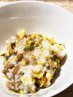 離乳食後期〜ニラと納豆の炒飯風-レシピのメイン写真