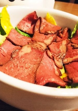 ヘルシーなローストビーフサラダ♪-レシピのメイン写真