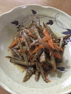 胡麻香る、きんぴらごぼう-レシピのメイン写真