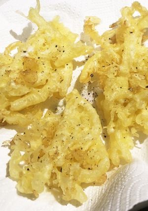 余った天ぷら粉で さけるチーズ揚げました-レシピのメイン写真