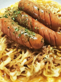 焼きそばをふわたまに乗せて♪-レシピのメイン写真