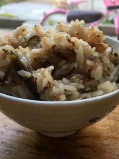 シンプル☆塩昆布と梅干しの炊き込みご飯-レシピのメイン写真