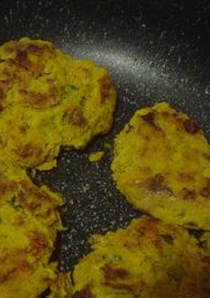 子どもと作る♪豚こまカボチャハンバーグ-レシピのメイン写真
