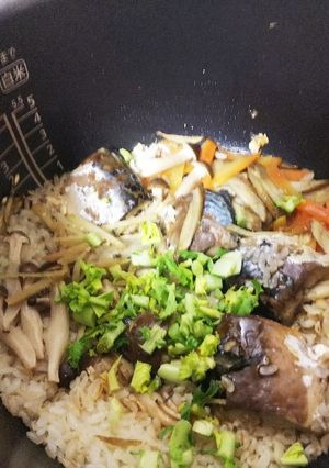 鯖缶で炊き込み御飯ε=(ﾉ･∀･)ﾂ♥️-レシピのメイン写真