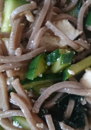 きゅうりと豆腐のサラダ蕎麦-レシピのメイン写真