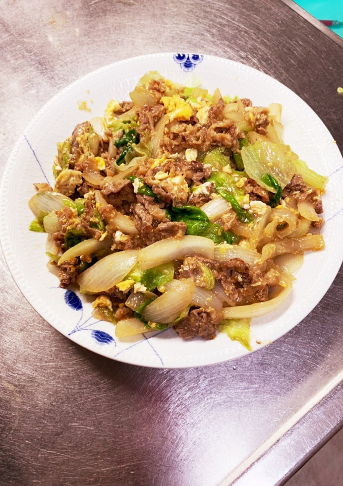 牛肉とレタスのオイスター炒め-レシピのメイン写真