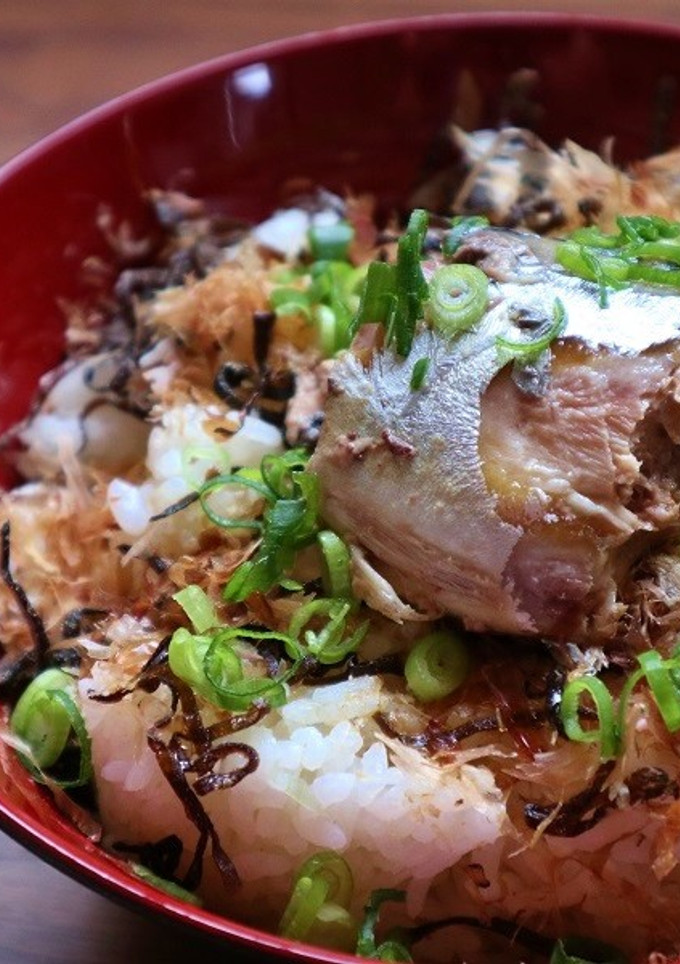 1分で完成の最強丼もの！さば缶丼-レシピのメイン写真