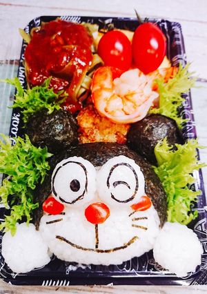 ミッキーになりきるドラえもん♪キャラ弁♪-レシピのメイン写真