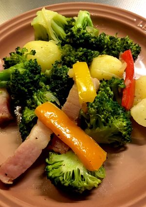 ブロッコリーとほくほく新じゃがの蒸し煮-レシピのメイン写真