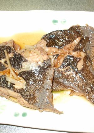 縁側も美味しく！圧力鍋でカレイの煮付け②-レシピのメイン写真