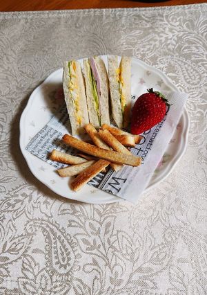 サンドイッチとパンの耳のラスク-レシピのメイン写真