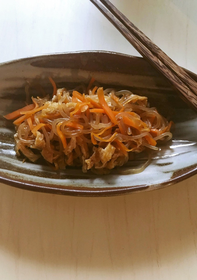 お弁当に◎「油揚げと人参と白滝の炒め煮」-レシピのメイン写真