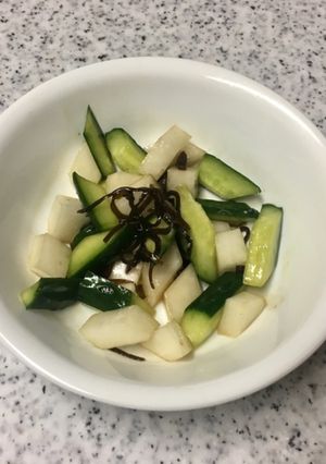 簡単！塩昆布のみで浅漬け-レシピのメイン写真