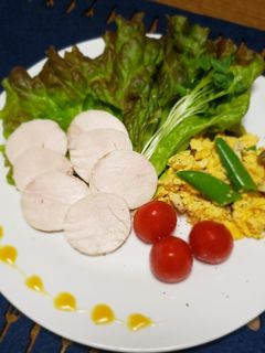 超簡単 塩麹だけで鶏ハム 炊飯器in-レシピのメイン写真