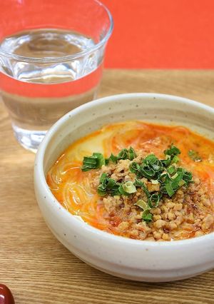 牛乳でまろやか♪濃厚な坦々春雨スープ-レシピのメイン写真
