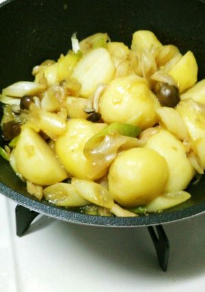 新じゃがのバター炒め煮-レシピのメイン写真