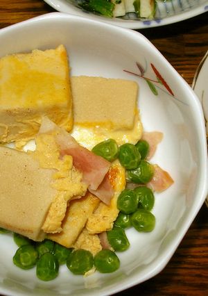 高野豆腐とえんどう豆の煮物-レシピのメイン写真