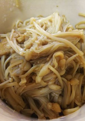 簡単副菜・シンプルなえのき茸の醤油炒め-レシピのメイン写真