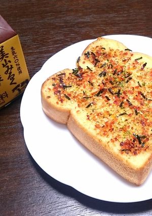 朝のズボラ飯『ふりかけトースト』-レシピのメイン写真