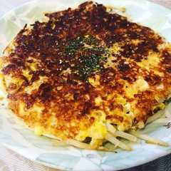 A picture of 簡単♪糖質オフなもやしのチーズガレット.