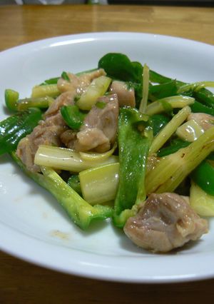 鶏肉とセロリとピーマンの塩炒め-レシピのメイン写真