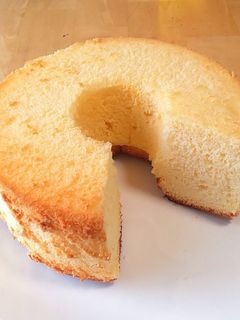 ふわふわ 基本の プレーンシフォンケーキ-レシピのメイン写真