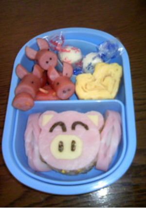 キャラ弁&カワ弁＠ぶたさん親子弁当-レシピのメイン写真