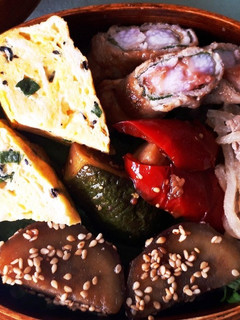 女子弁当 長芋の梅しそ肉巻き-レシピのメイン写真