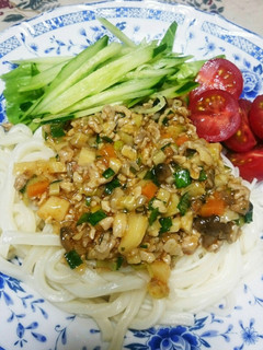 麻婆豆腐の素で肉味噌☆ジャージャー麺風♪-レシピのメイン写真