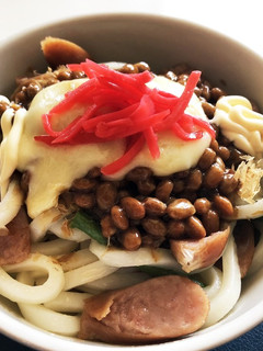 納豆ソースうどんonとろけるチーズ-レシピのメイン写真