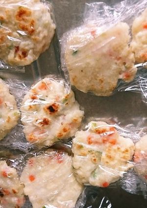 手づかみ離乳食✨鶏と豆腐のハンバーグ✨-レシピのメイン写真