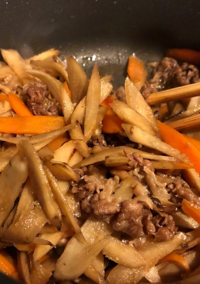 椎茸だしの牛ごぼう煮-レシピのメイン写真